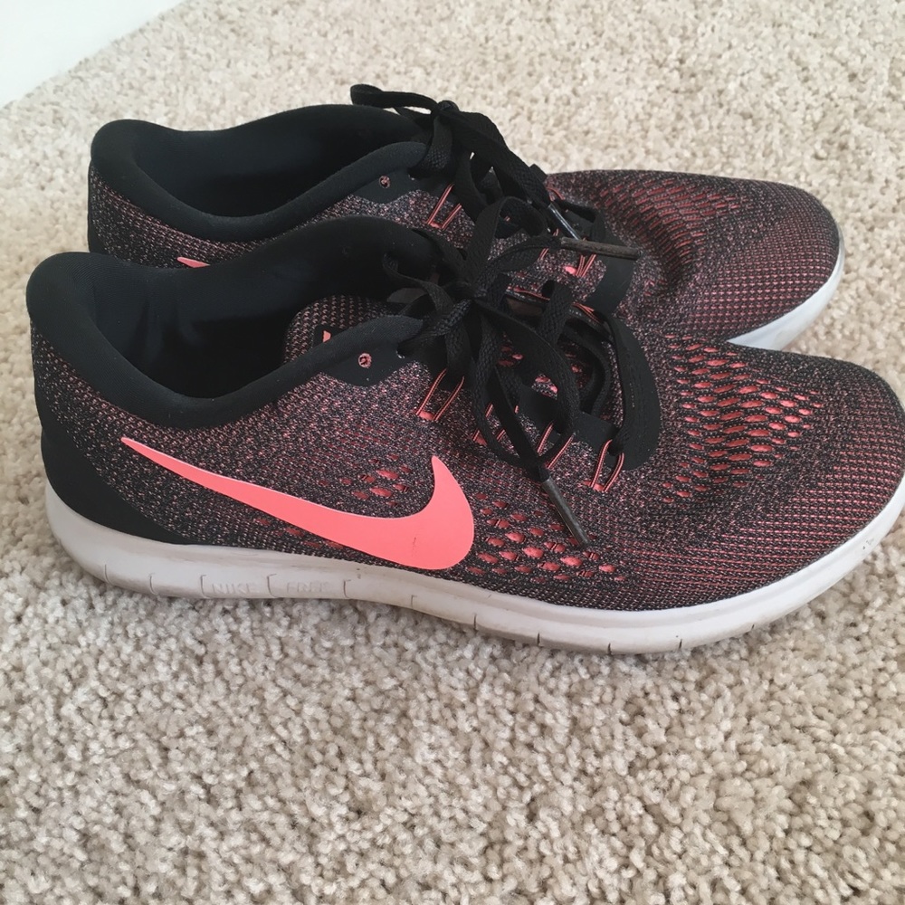 Running shoes